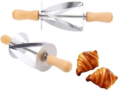 Produktbild von Küchenroller aus Edelstahl - Holzgriff - 2er Set - Brot Schneidemaschine