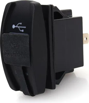 Zdjęcie produktu dla Podwójna ładowarka samochodowa USB, wysoka niezawodność, łatwa w użyciu, trwała i bezpieczna dla kierowcy