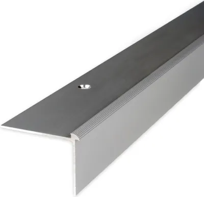 Produktbild von PROVISTON | Treppenkante | Aluminium eloxiert | Silber | Breite 40 mm | Höhe 30 mm | Länge 2700 mm | Gebohrt | Treppenkantenprofil | Treppenwinkel | Winkelprofil | Kombiwinkel | 1 Stück