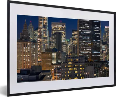 Produktbild von MuchoWow® Gerahmtes Poster New York - USA - Nacht 60x40 cm - Poster mit Schwarzem Bilderrahmen Wandposter Rahmen Foto Bilder - Schlafzimmer - Plakat in Rahmen - Drucken