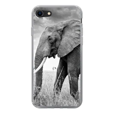 Produktbild von MuchoWow® Handyhülle Schutzhülle Hülle für iPhone SE 2022 Elefant - Gras - Tiere - Schwarz und weiß Silikon Softcase Handy Hülle - Schutzhülle