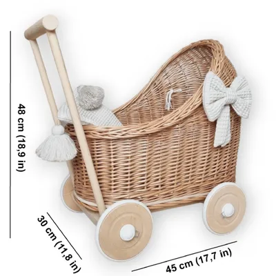Produktbild von WikliBOX Puppenwagen Weidengeflecht, natural, 48x30x45 cm, Retro-Stil, mit Bettwäsche, für 1-3 Jahre, für Puppen bis 43 cm, Polnisches Produkt, mit CLICK-System