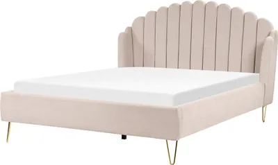 Produktbild von BELIANI Polsterbett Hellbeige Stoff mit Lattenrost 180 x 200 cm Vertikale Steppung Muschel-Kopfteil Schlafzimmer Ehebett Modern