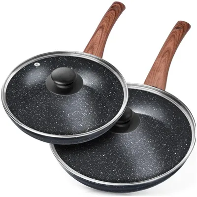 Zdjęcie produktu dla Vilde | Zestaw 2 patelni - Patelnia do smażenia 20/24 cm - z pokrywkami - Patelnia indukcyjna z powłoką nieprzywierającą - CZARNA i DREWNIANA