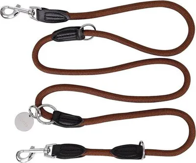 Produktbild von Tomivo® Verstellbare Hundeleine 3-fach 200 cm – robuste Nylon-Leine Ø 1 cm, braun; als Doppel- oder Schulterleine nutzbar, 2 Edelstahl-Karabiner 360°