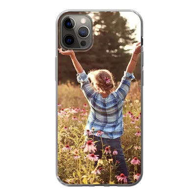Produktbild von MuchoWow® Handyhülle Schutzhülle Hülle für iPhone 12 Pro Max Frau - Blumen - Frühling Silikon Softcase Handy Hülle - Hartschale