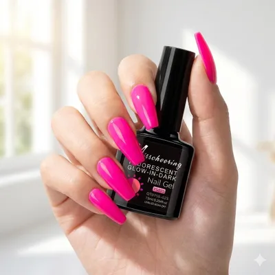 Produktbild von Fluoreszierender Glow in the Dark Nagellack – Das Party-Highlight für den Sommer – Neon UV Soak Off Gel für den ultimativen Blickfang (7,5ml) - TS032