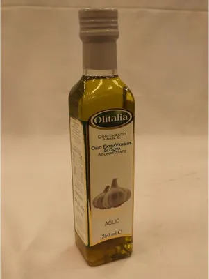 Produktbild von Olitalia Olivenöl mit extra nativem Knoblauch Flasche 25cl