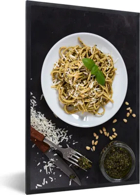 Produktbild von MuchoWow® MuchoWow® Gerahmtes Poster Italienische Nudeln mit Pesto und Käse 20x30 cm - Poster mit zchwarzem Bilderrahmen - Drucken - Bilder Poster im Rahmen