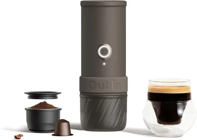 Produktbild von OutIn Mino Tragbare Elektrische Espressomaschine, Hochleistungsversion, Mini Camping Kaffeemaschine für Reisen, Taschenformat mit USB-C Selbstheizung