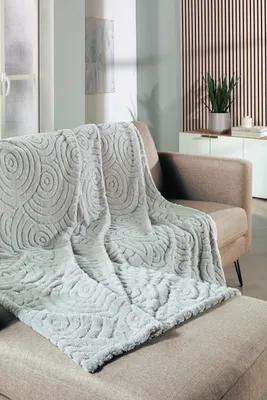 Zdjęcie produktu dla Koc GÖZZE FARO srebrny BL 150x200 cm – srebrny koc domowy, koc do przytulania