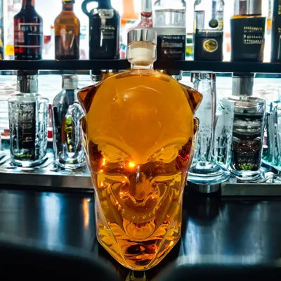 Produktbild von Devil's Carafe Alkohol Schnaps 900 ml Glas Whisky