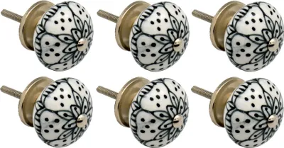 Produktbild von Runde Möbelknöpfe aus Keramik von Nicola Spring – Weiße Rose – 6er-Pack