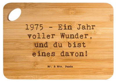 Produktbild von Mr. & Mrs. Panda Brett Spruch 1975 Geburtstag Wunder - Transparent - Geschenk, besondere Geburtstagsgeschenke, Frühstücksbrett, Hackbrett, Frühstücksbrettchen, des Lebens