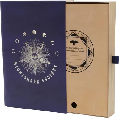 Productafbeelding van BlueSky WD717461 BlueSky Schreibset Wednesday - Geschenkebox "Nightshade Book" farbsortiert