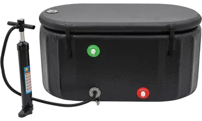 Produktbild von Aufblasbare Eisbad-Tonne - Faltbare Kaltwasser-Badewanne für Erwachsene - 275 l - Oval - Deckel 8 cm - Pumpe inklusive - 132×70×54 cm