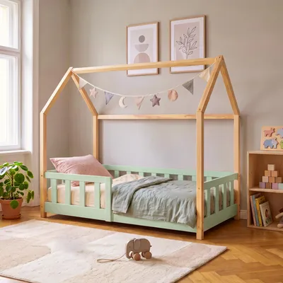 Produktbild von Hausbett ‘Hesel’ für Kinder mit Rausfallschutz 70 x 140 cm Kiefernholz Mintgrün/Natur