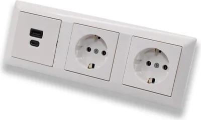 Produktbild von EBROM USB-C und USB-A Unterputz Steckdose/Lader, 45+15 Watt Leistung, Schnellladefunktion für Wearables, Smartphones Tablets + 2 Stück Jung Steckdosen A1520KIWW Kinderschutz AS500 alpinweiß glänzend