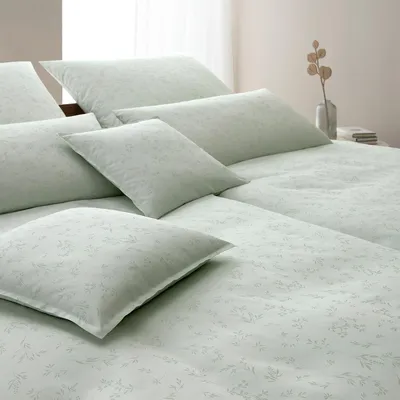 Produktbild von elegante Jacquard Bettwäsche Delight 155x220 cm + 80x80 cm pastellgrün