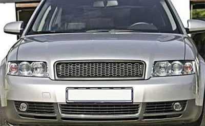 Obrázok produktu pre Športová mriežka chladiča s emblémom a držiakom poznávacej značky, vhodná pre Audi A3 8P IBA S-Line