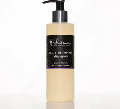 Produktbild von The Highland Soap Company Shampoo Wild Nettle & Heather 250ml