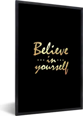 Produktbild von MuchoWow® Gerahmtes Poster Zitat - Zuversicht - Gold 40x60 cm - Poster mit Schwarzem Bilderrahmen Wandposter Rahmen Foto Bilder - Papierdruck - Wandbilder