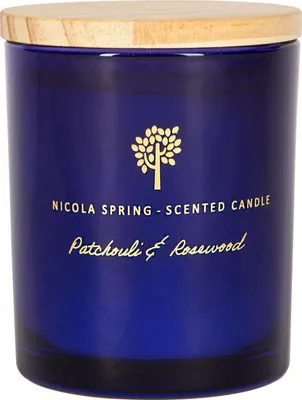 Produktbild von Nicola Spring Soja Wachs duftende Kerze - Glas Aromatherapie Geschenk fÃ1/4r sie - 21 Stunden Burn Time - 130g - Patchouli & Rosewood
