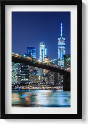 Produktbild von Brooklyn Bridge New York bei Nacht– Wandbild mit Rahmen – Gerahmtes Bild  – Wanddekoration – 40x60 cm –  Schwarz