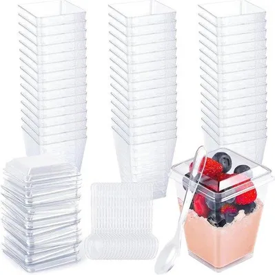 Image de Lot de 100 coupelles à dessert carrées, idéales pour les fêtes