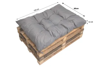 A gray cushion placed on a wooden pallet, with dimensions indicated by text overlays.