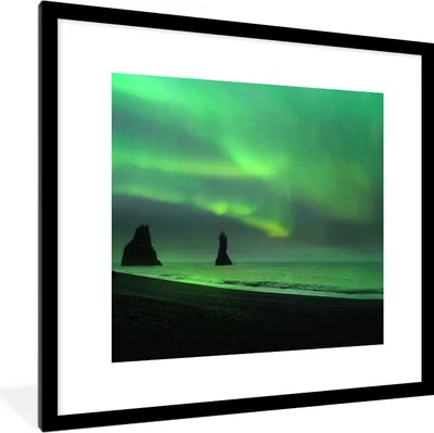 Produktbild von MuchoWow® Gerahmtes Poster Nordlichter - Meer - Island 40x40 cm - Poster mit Schwarzem Bilderrahmen Wandposter Rahmen Foto Bilder - Poster - Plakat im Rahmen