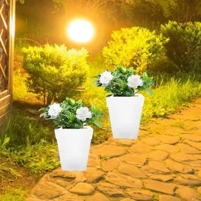Produktbild von Solar-Leuchtpflanzkübel mit 4led, 1, 2v und 300mah für den Garten | Weißes Kunststoffgehäuse, Ip44-Schutz und dekoratives Gefäß für Hof und Außenbereich