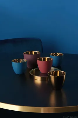 Produktbild von ASA Windlicht rot, innen gold glänzend d. 7,2 cm, h 6,5, porcelain, Pantone 185
