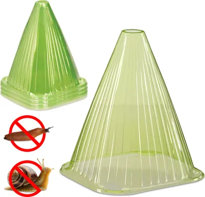 Image de Relaxdays - Clochettes de protection contre les limaces, lot de 32, protection contre les limaces et le gel, H x l x P : 22 x 19 x 19 cm, clochettes en PVC, vert