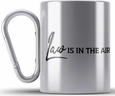 Produktbild von Trendation - Jura Geschenk Edelstahl Tasse Karabiner mit Spruch Jurist Juristin Geschenkideen Lustig für Examen Staatsexamen (Silber)