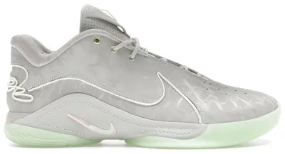 Produktbild von Nike LeBron 22 Dunkman (Translucent Outsole) - EU 40