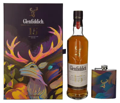 Produktbild von Glenfiddich 15 OUR SOLERA Single Malt Scotch Whisky 40% Vol. 0,7l in Geschenkbox mit Flachmann