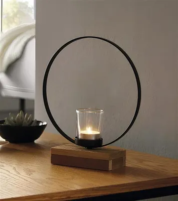 Produktbild von Windlicht "Ring" aus Metall, schwarz, mit Sockel aus recyceltem Holz, 1 Teelichtglas, Teelichthalter, Windlichtglas