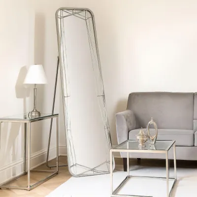 Zdjęcie produktu dla Lustro stojące ze srebrnego metalu 46x57x153 cm