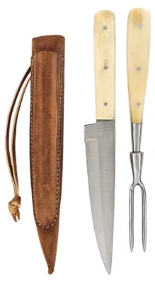 Produktbild von Mittelalter-Besteck Set mit Gabel in Doppellederscheide Knochen