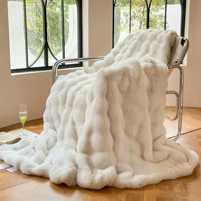 Produktbild von Cremefarbene Sherpa-Decke mit Kaninchenfellimitat, 150 × 200 cm, wendbar und weich