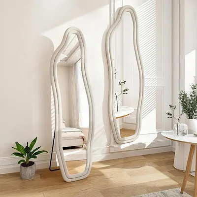 Imagen del producto de Espejo de cuerpo entero, 160 x 50 cm, espejo de pie, diseño ondulado irregular, marco de terciopelo, soporte en forma de U, ideal para dormitorios o salones, color blanco, se puede colgar o colocar de pie (blanco, 160x50cm)
