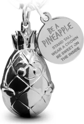 Produktbild von FABACH Ananas Schlüsselanhänger Piny mit Gravur - Süßer Schlüsselanhänger Ananas - Motivation, Freundschaft und Liebe Glücksbringer aus Metall für Frauen in Silber - Be a Pineapple