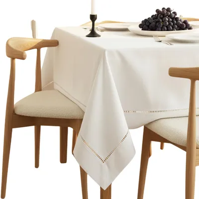 Produktbild von Tischdecke Classy 140×220 cm Weiß – 100% Polyester, 190 g/m², Marke Spod Igły i Nitki