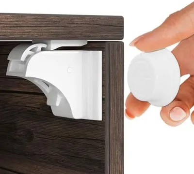 Produktbild von PolkaHome® Magnetisches Kindersicherungsset – 12 Magnetschlösser für Schränke und Schubladen, 3 Schlüssel, weiß