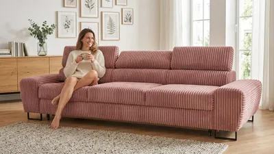 Produktbild von Schlafsofa SAVIO 3 Idylla – mit Schlaffunktion, Cordstoff in Rosa, Family Meble, KI-generiertes Bild