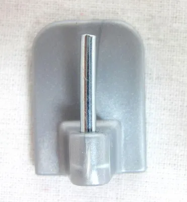 Produktbild von 4 Stück Selbstklebehaken klein Chrom matt für Vitrage flach oval, ca.17 x 24 mm