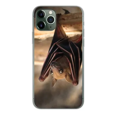 Produktbild von MuchoWow® Handyhülle Schutzhülle Hülle für iPhone 11 Pro Baby - Fledermaus - Holz Silikon Softcase Handy Hülle - Handy