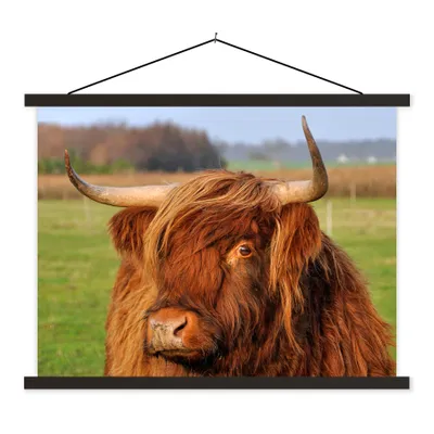 Produktbild von MuchoWow® Textilposter Schottischer Highlander - Gras - Baum 120x90 cm mit schwarzem Rahmen - Aufhänger für Poster