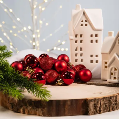 Produktbild von Kunststoff Weihnachtskugel rot - 24 Stück Ø 3cm Deko Kugel Christbaumschmuck Mix Matt Glänzend Glitzer